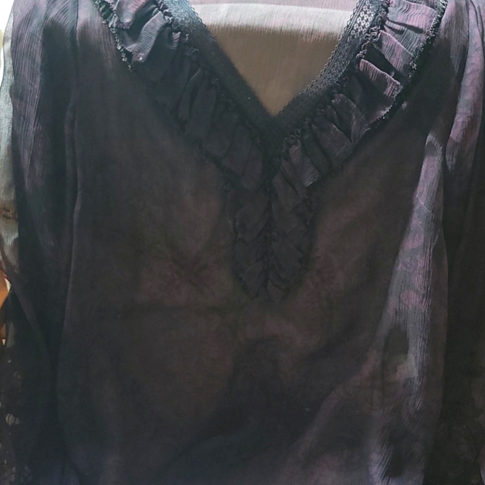 Women's top Elie Tahari